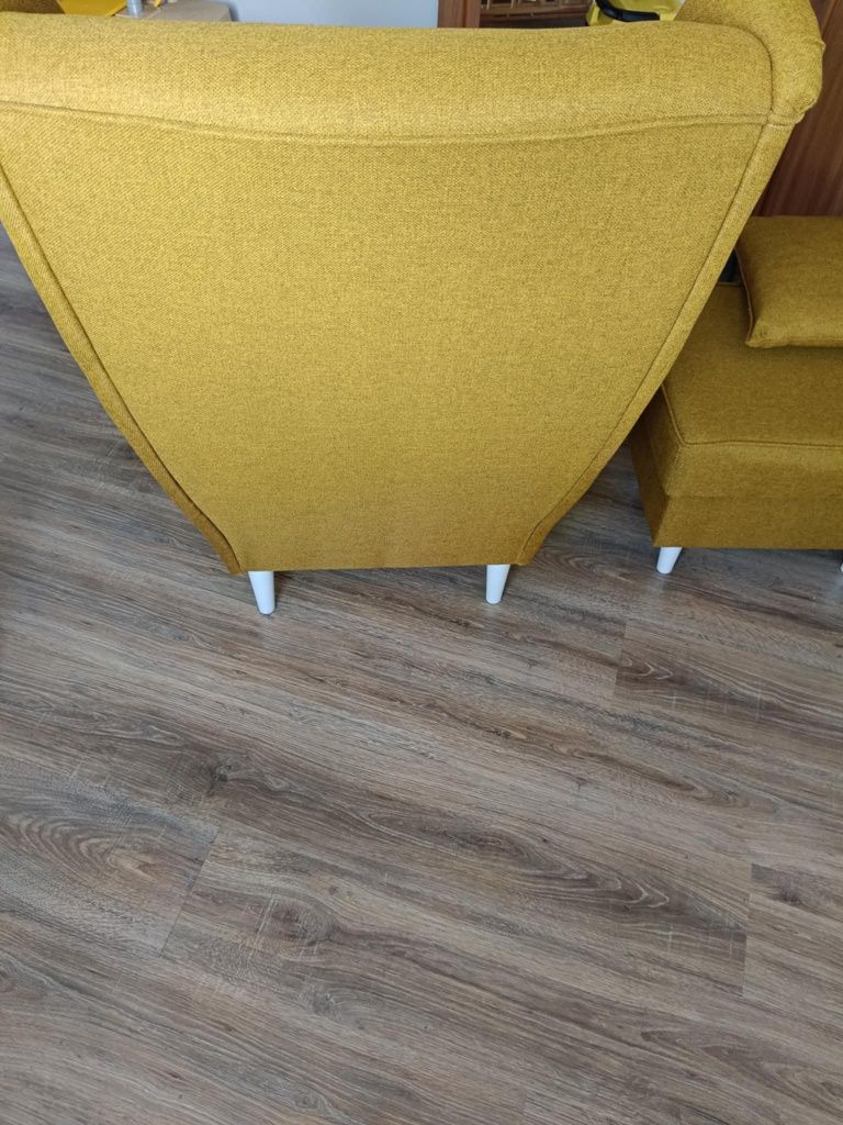 Fotel uszak z podnuszkiem