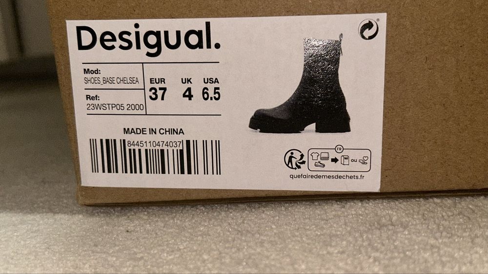 Botas pretas para mulher - DESIGUAL