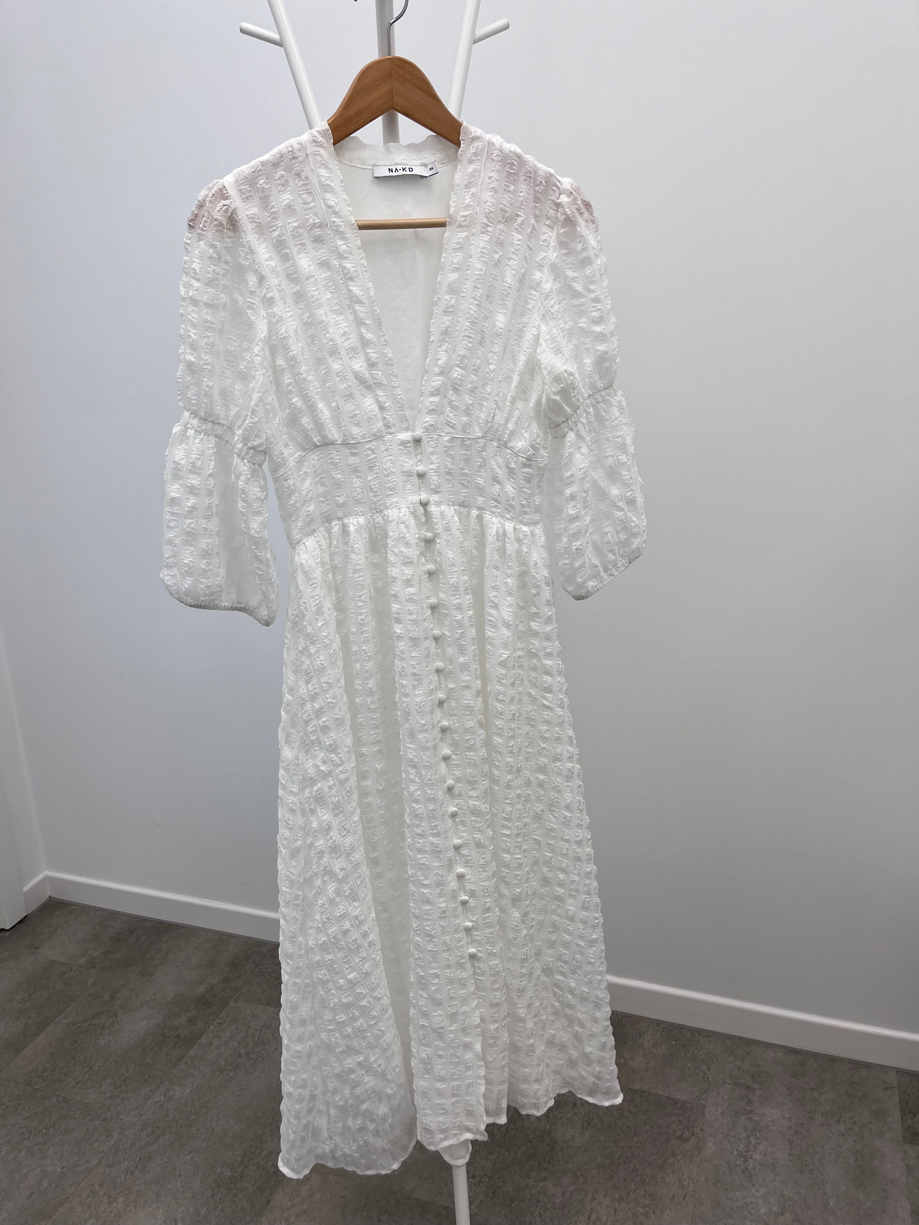 Sukienka na-kd midi w stylu romantycznym boho