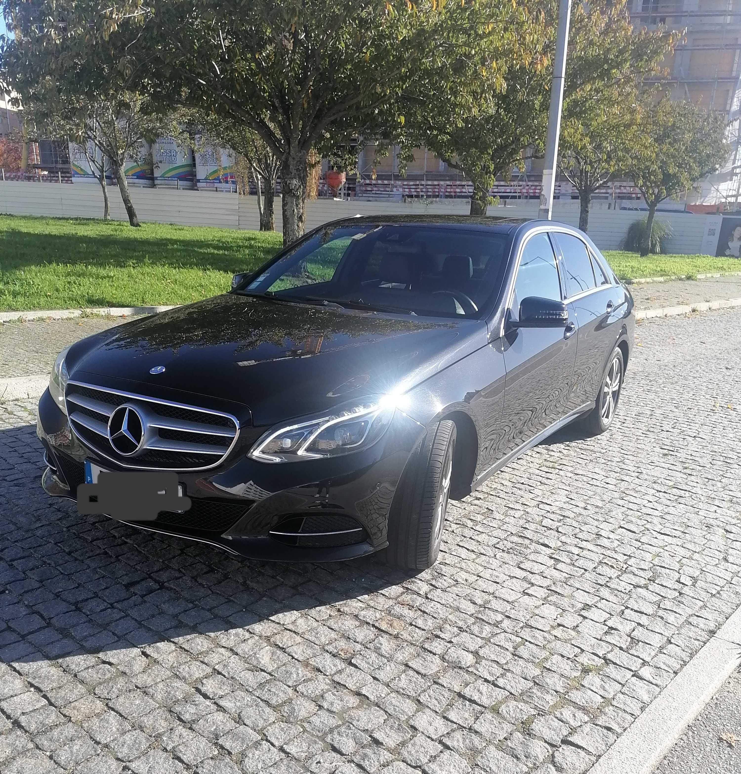 Mercedes E250 Bluetech Diesel 2015 Night edition.