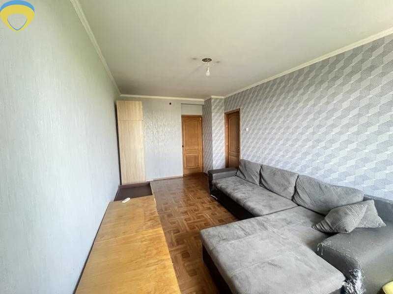 Продам 2 кімнатну квартиру в Соляних