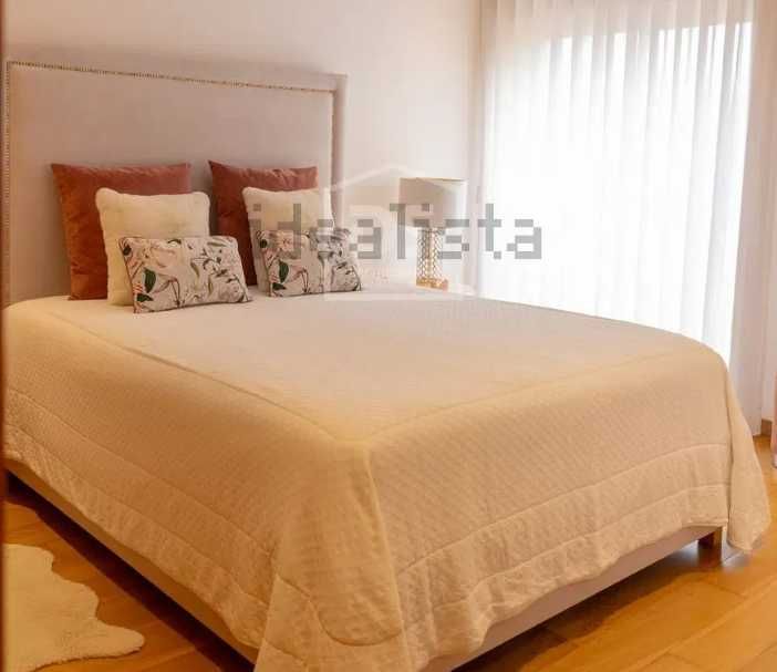 Cama de Casal - 160x200