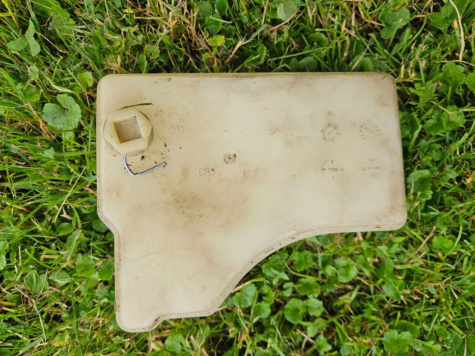 Zbiornik wyrównawczy oleju do przekładni Tuff Torq K46 !!!