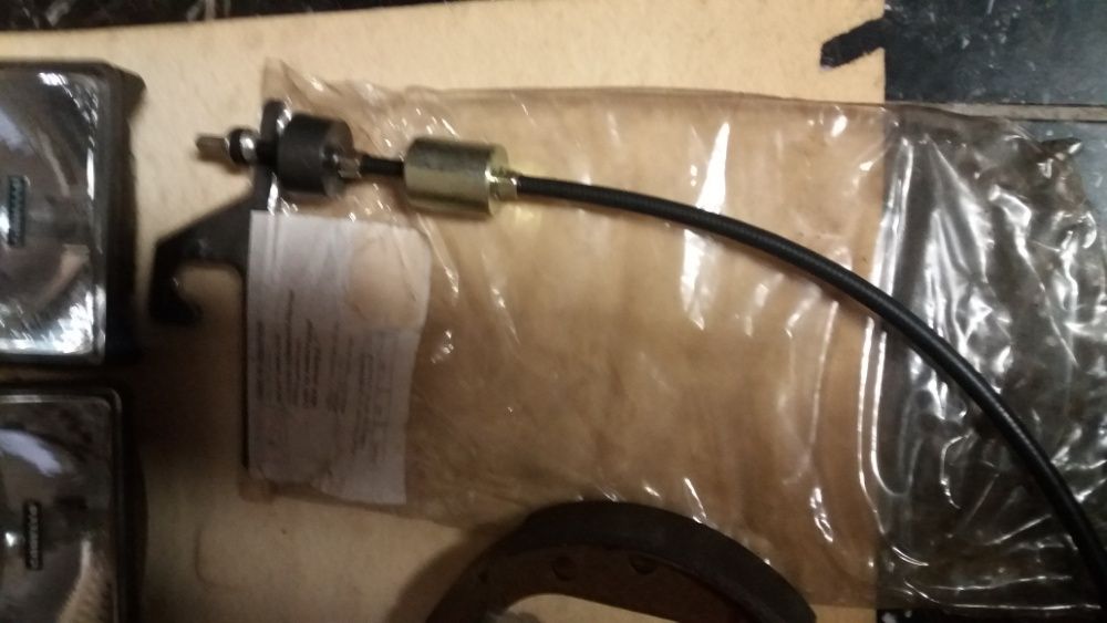 Miscelânea de artigos automóvel