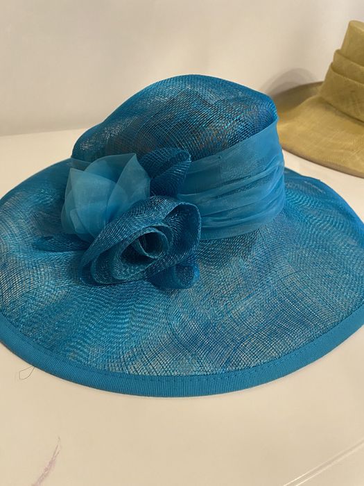 Chapeu de cerimonia para senhora verde