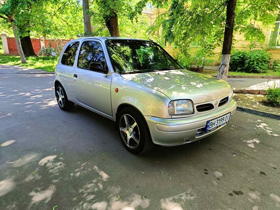 Продам ниссан микра к11 1.3 бензин 16кл