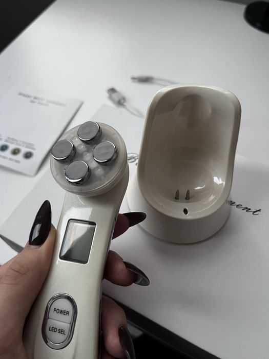 Міктороковий масажер для обличча Beauty instrument