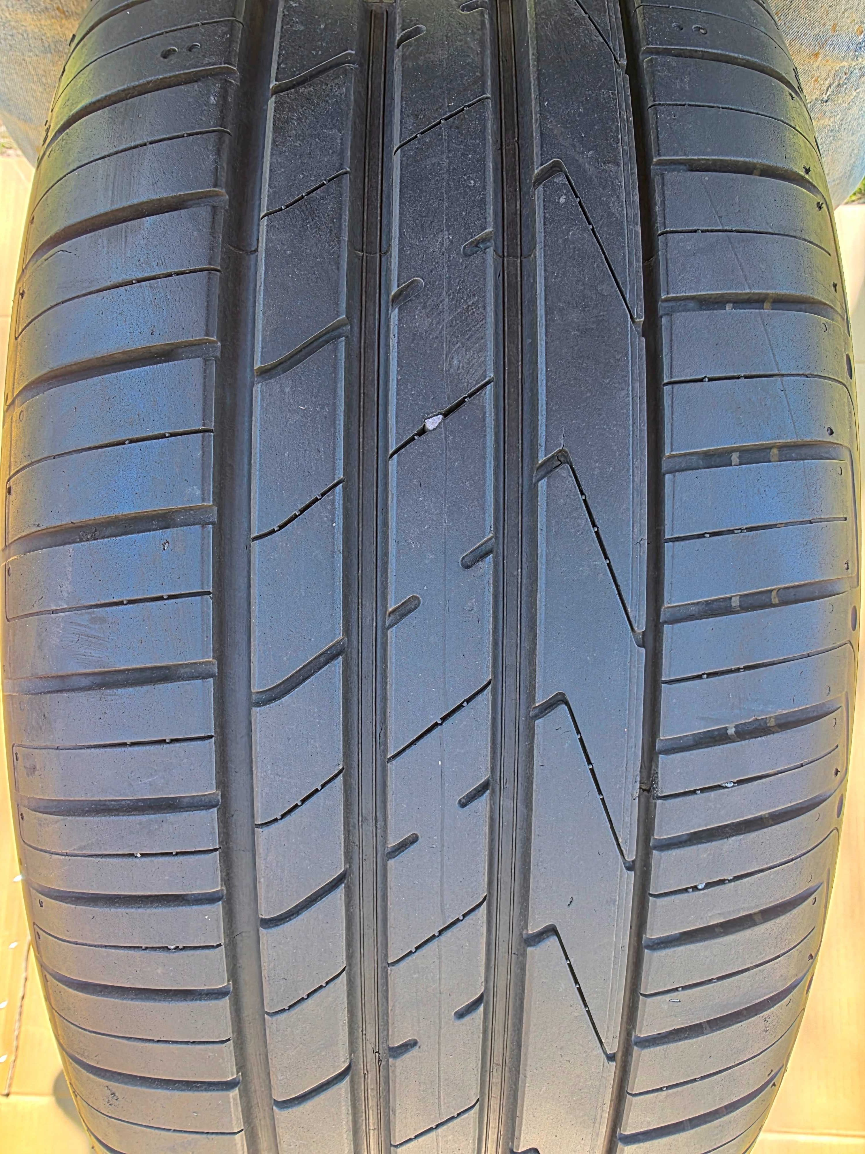 Літня гума Hankook Ventus S1 evo2 (4 шт) - 235/60/18