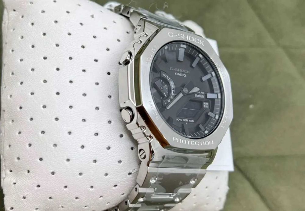 Мужские наручные часы Casio GM-B2100 Silver