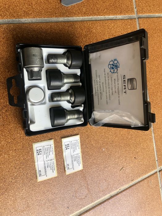 Jogo porcas de segurança originais Seat