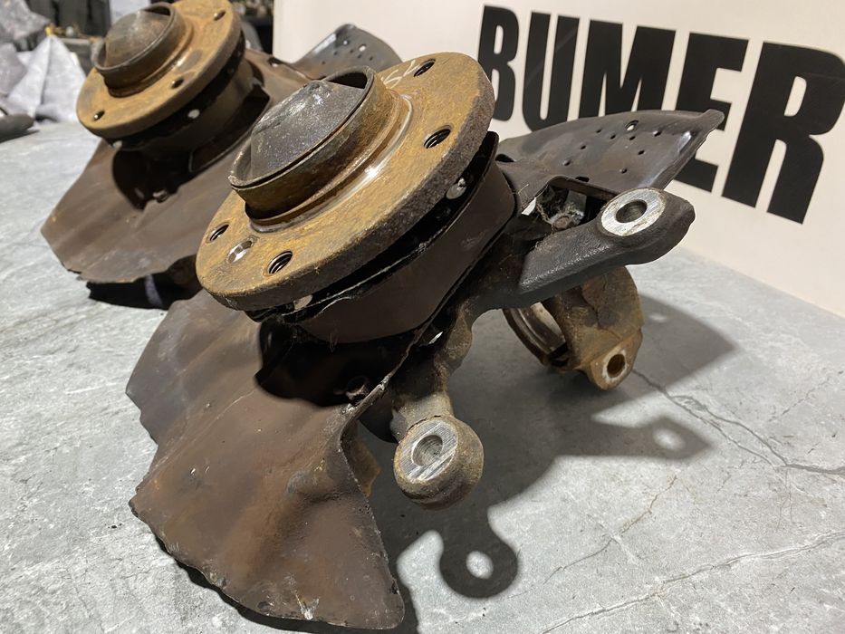 Цапфа Передня БМВ Е46 Поворотний Кулак Ступица Подшипник BMW E46 Бумер