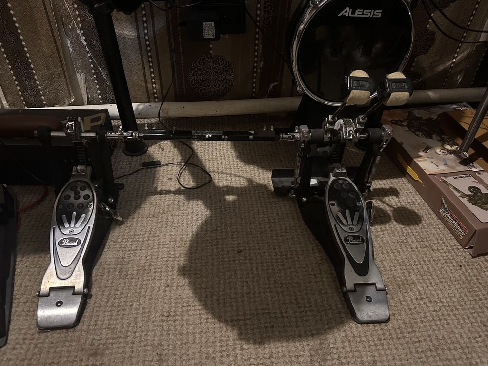 Продам барабани Alesis DM10