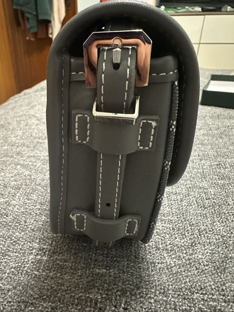 Mala Goyard Nova