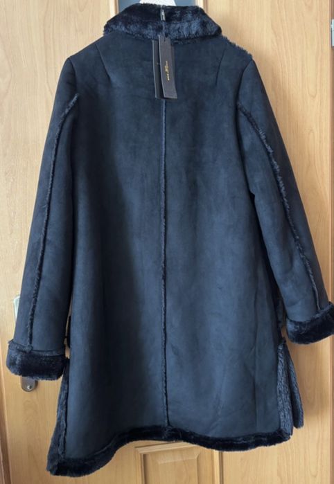 Mowy z metką kożuch damski Inchgrass