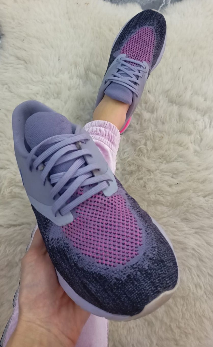 Buty Nike Odyssey React 2  rozm. 39 do biegania damskie sklep 549 zł