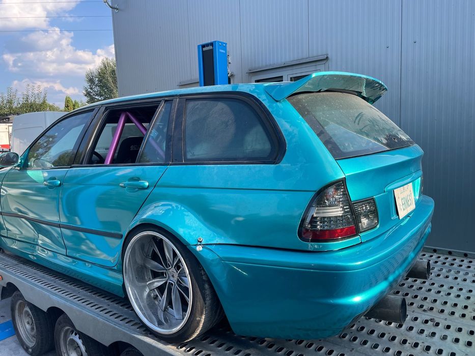 Spoiler spojler lotka na klapę szybę bmw e46 touring laminat