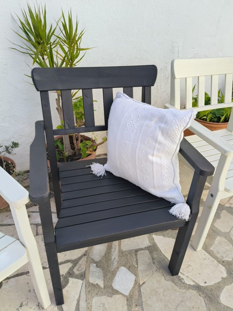 Vende cadeiras para exterior
