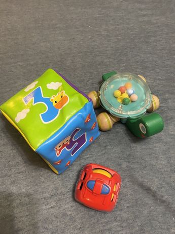 Oddam zabawki żółw kostka z cyframi i samochodzik