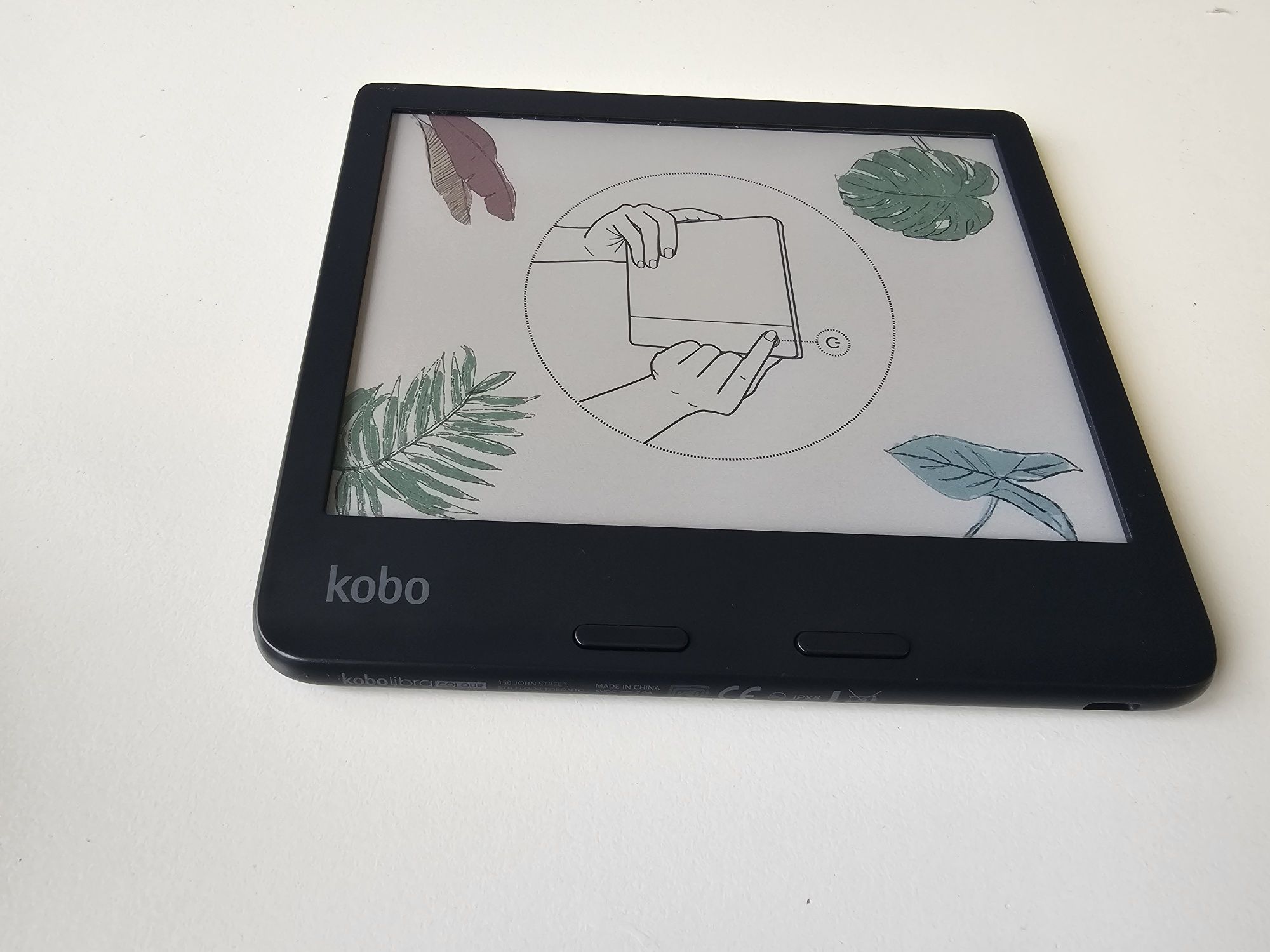 Кольорова електронна книга Kobo Libra Colour 32GB Black E-Ink Kaleido3