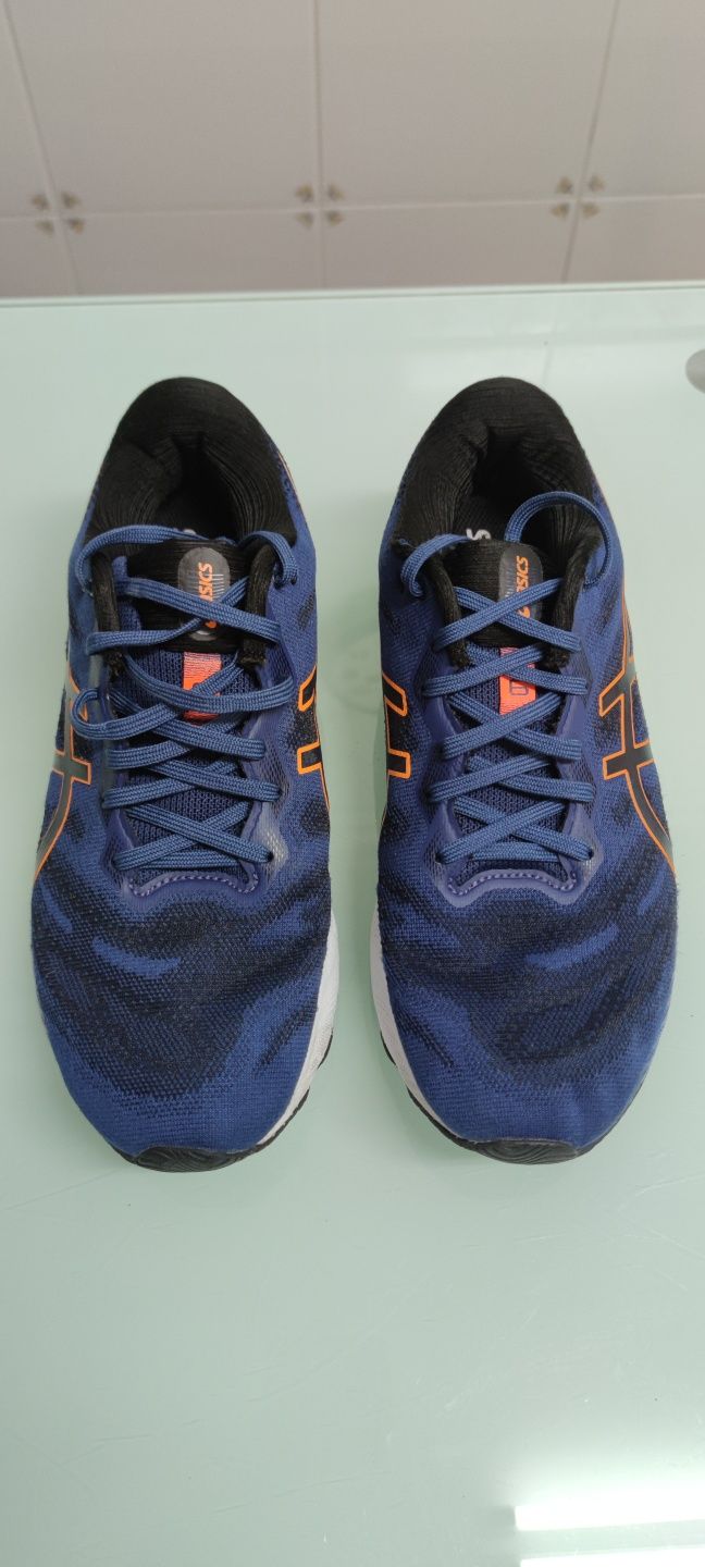 Tênis ASICS  Tam. 42.5