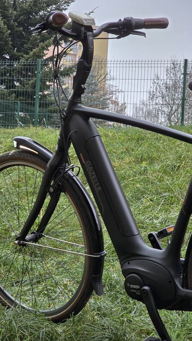 Rower elektryczny Gazelle Grenoble C8