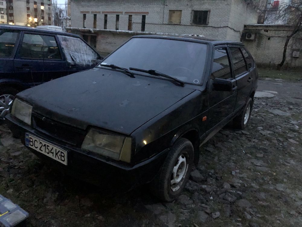 ВАЗ 21093 , 1990 року випуску