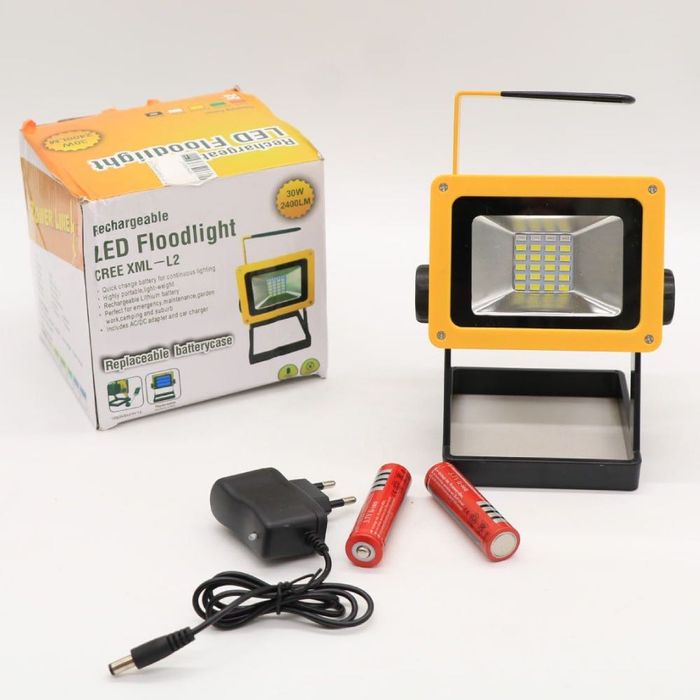 Прожектор переносний на акумуляторі D15 / Кемпінгова лампа з ручкою