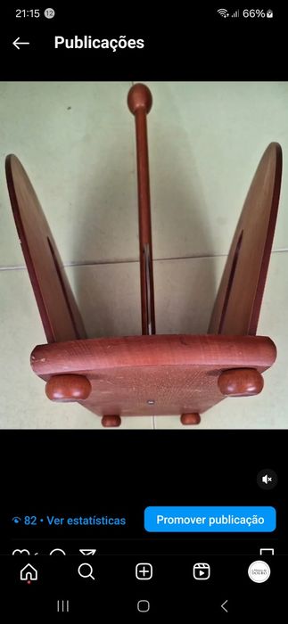 Porta-revistas em madeira