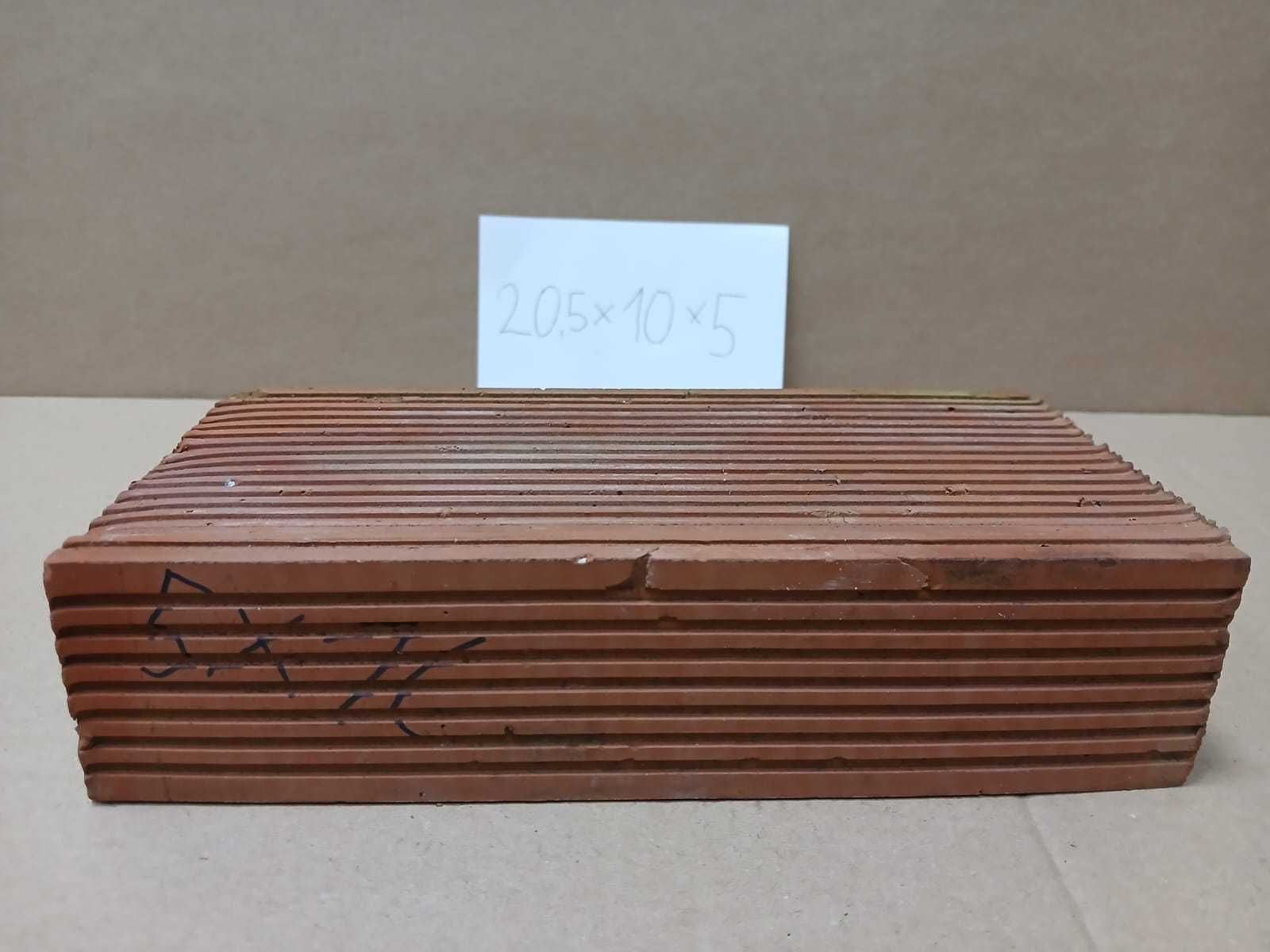 WYPRZEDAŻ Cegła dziurawka ceramiczna
