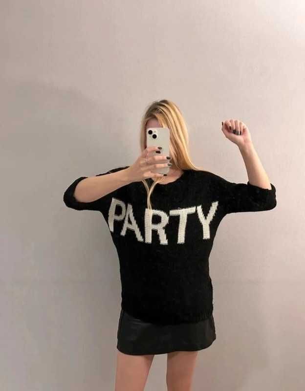 Tally Weijl XS 34 czarny sweter z napisem "party"