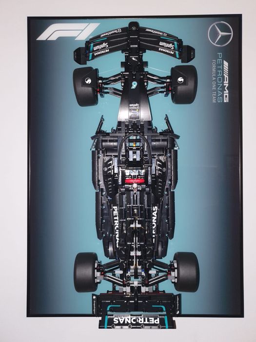 Vendo quadro para lego f1 mercedes amg moldura madeira