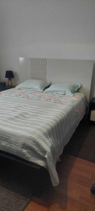 Mobília de quarto impecável com pouco uso