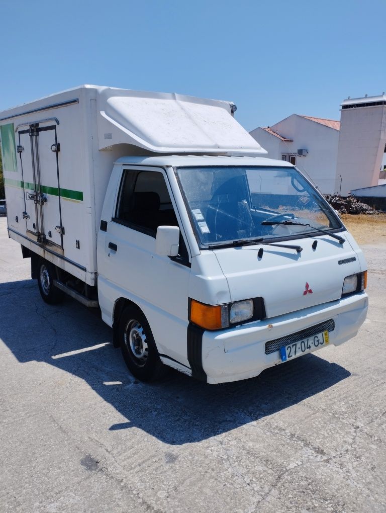 Mitsubishi L300 2.5 Turbo Isotérmica