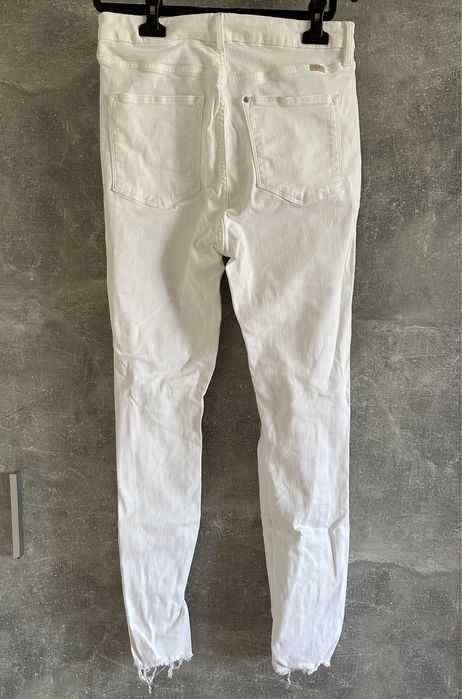 Białe spodnie z dziurami H&M XL/XXL