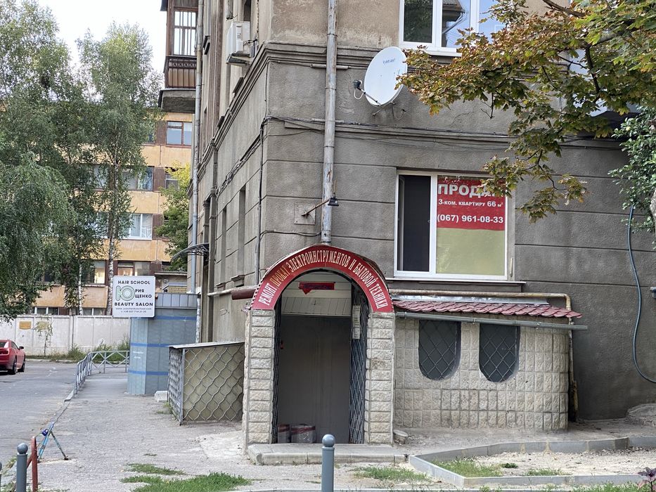 Приміщення Динамівська цоколь АВТОНОМНЕ ОПАЛЕННЯ