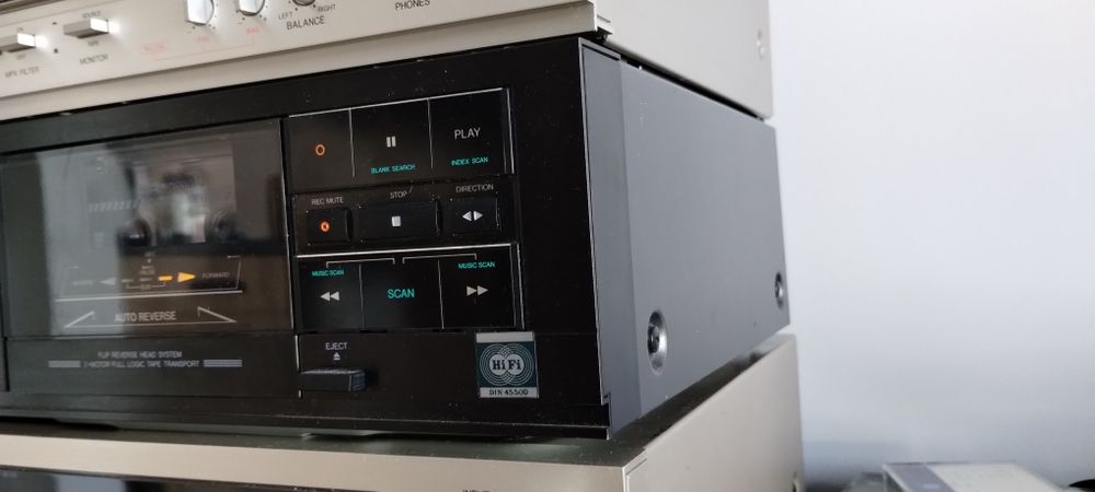 Magnetofon deck auto-revers JVC KD-VR320
