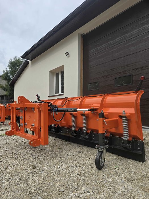 Nowy pług do śniegu prosty Metal-Technik 2,6-3,0m komunalny Transport