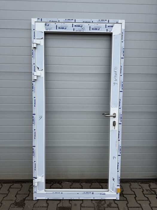 Drzwi aluminiowe Okna