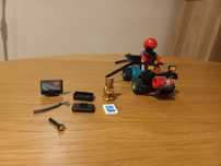 Złodziej z quadem playmobil