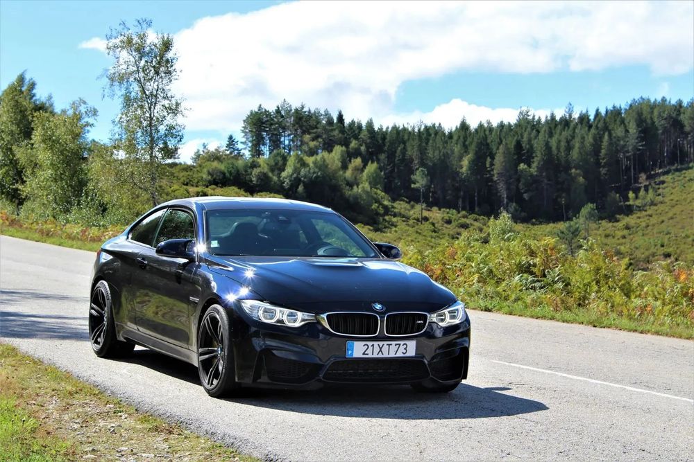 BMW M4 Auto