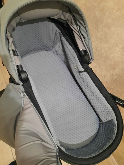 Універсальна коляска Anex m/type