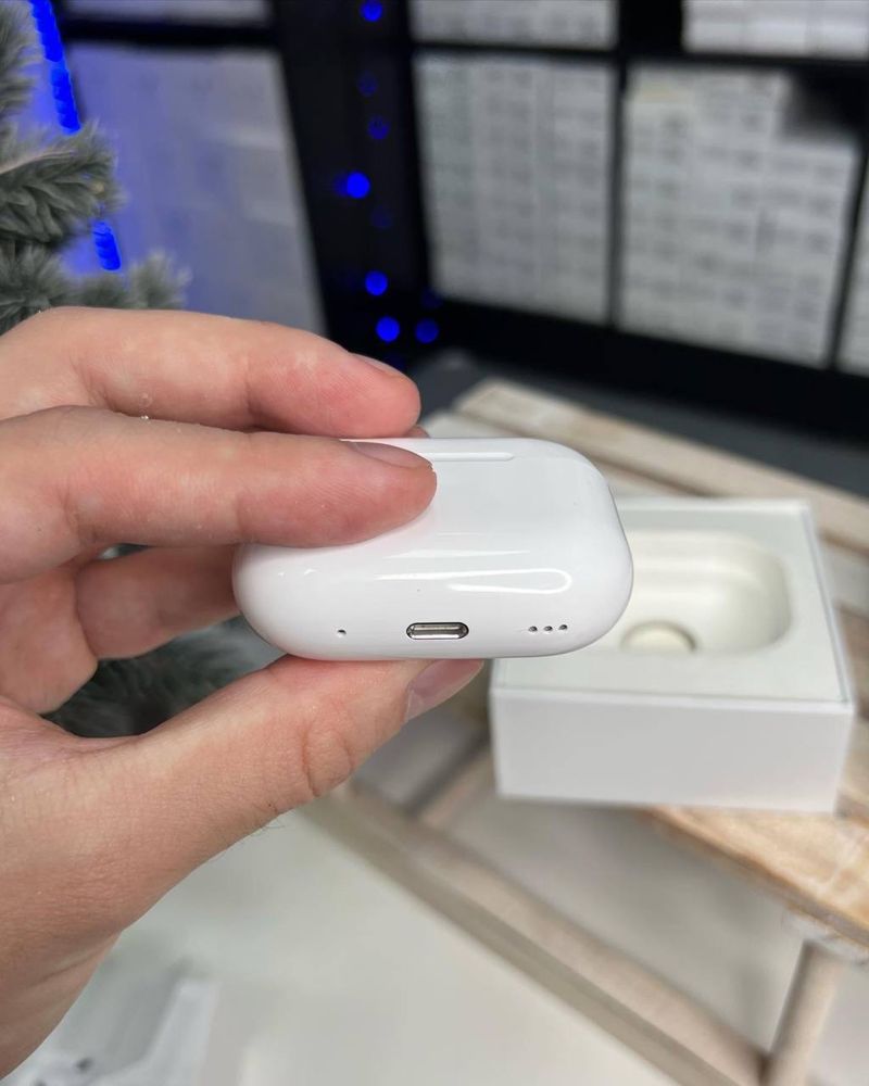 Apple AirPods Pro GEN 2 із Новим звуковим процессором Найкращий бас