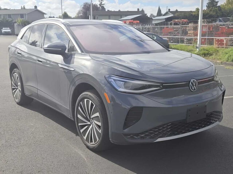 Volkswagen ID.4      2023