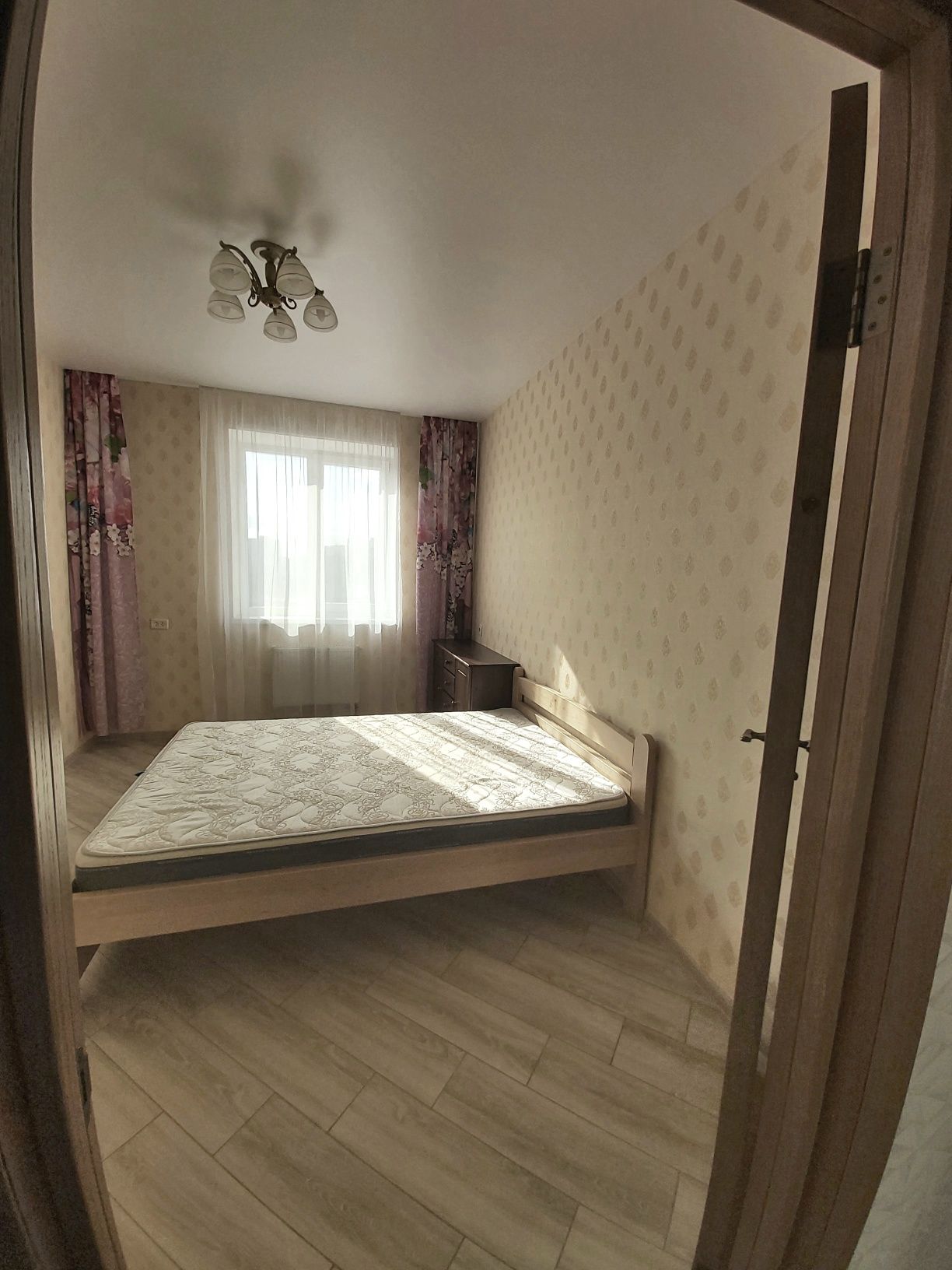 2 комнатная в  Новострое,  5 этаж
