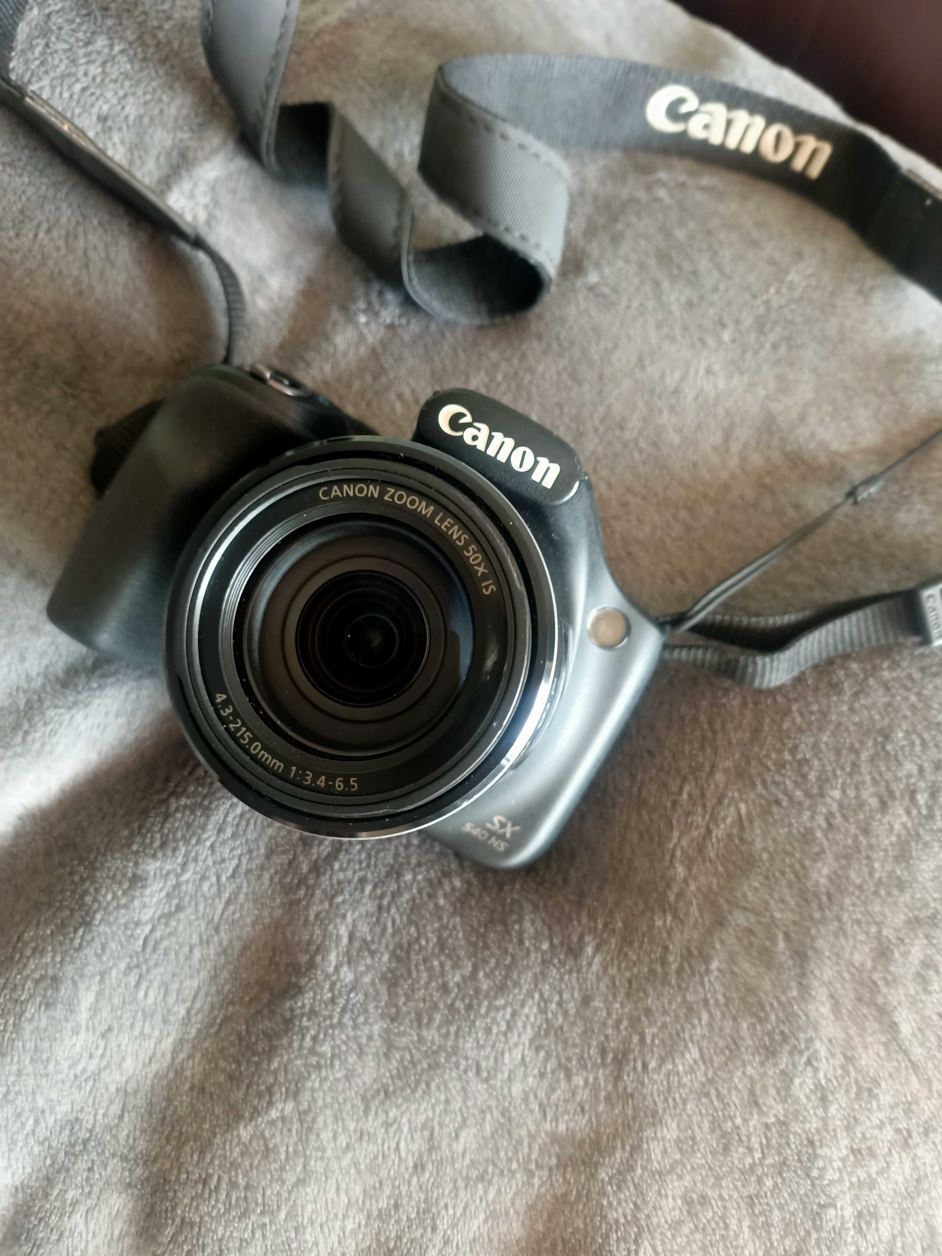 Sprzedam Aparat Canon
