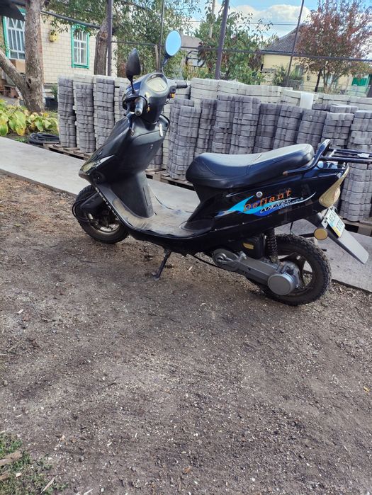 Продам скутер дефіант
