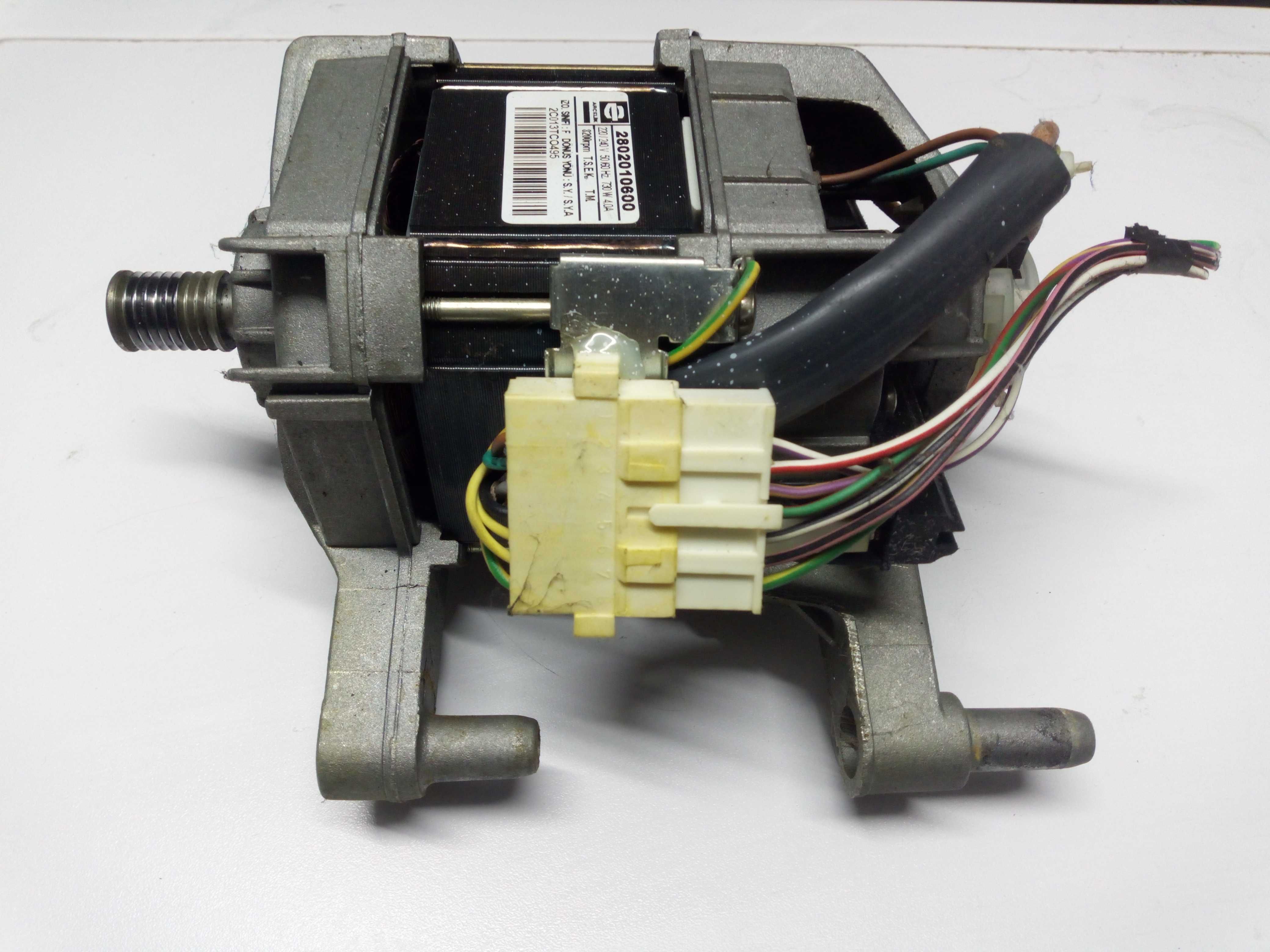 silnik napędowy Arcelik do pralki Beko WMB6108 SE