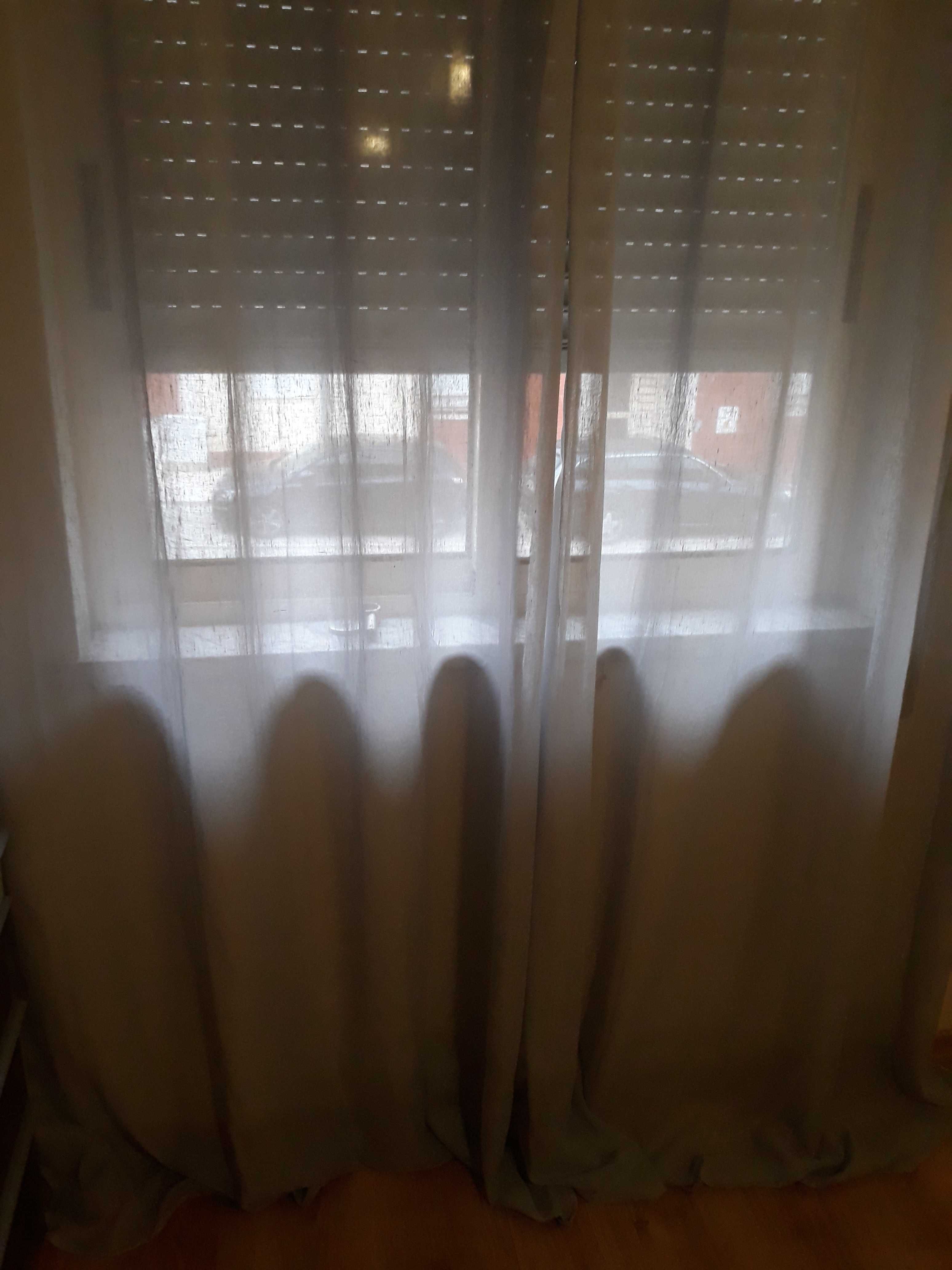 Cortinados de quarto