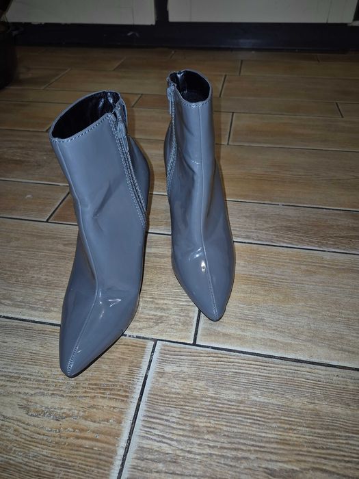 Damskie botki M&S rozm.38.5