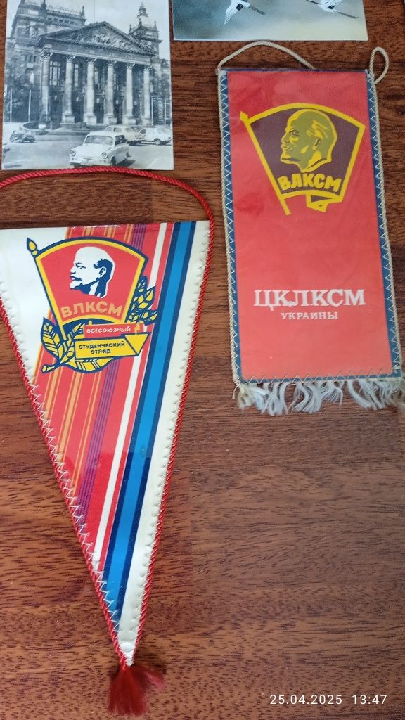 Наборы открыток СССР, вымпелы ,старые и иностранные открытки разных го